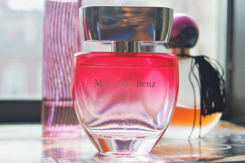 parfum mercedes rose